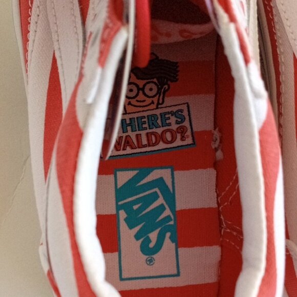Vans Of The Wall Red and White Stripe Where's Waldo Sneakers Size US Kids 12 - Picture 11 of 14